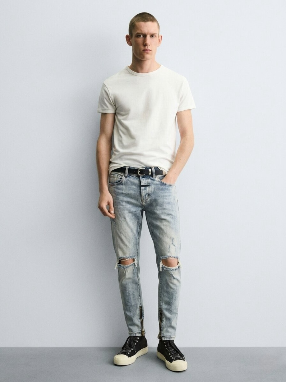 Men's Slim Fit Distressed Jeans - 36W - Picture 7 of 7